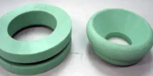 Easy Handling, Reusable Mask 